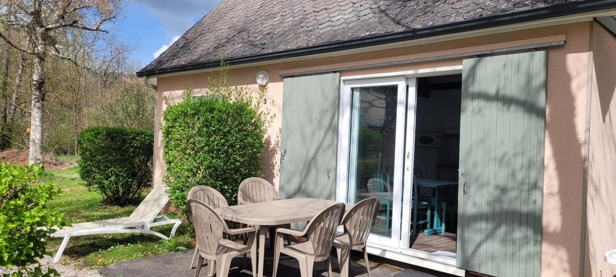Holiday home Village 17 Gites, Piscine, Restaurant , 2 Avec Spa, 3km De