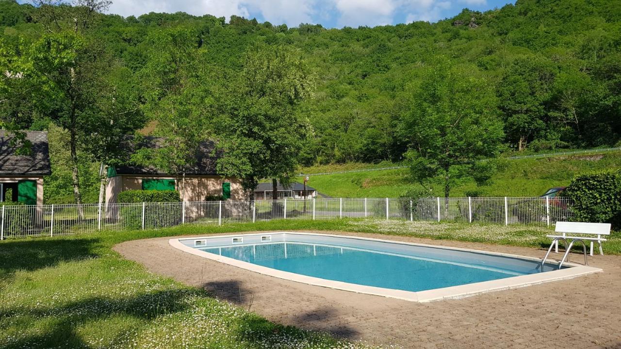 Holiday home Village 17 Gites, Piscine, Restaurant , 2 Avec Spa, 3km De