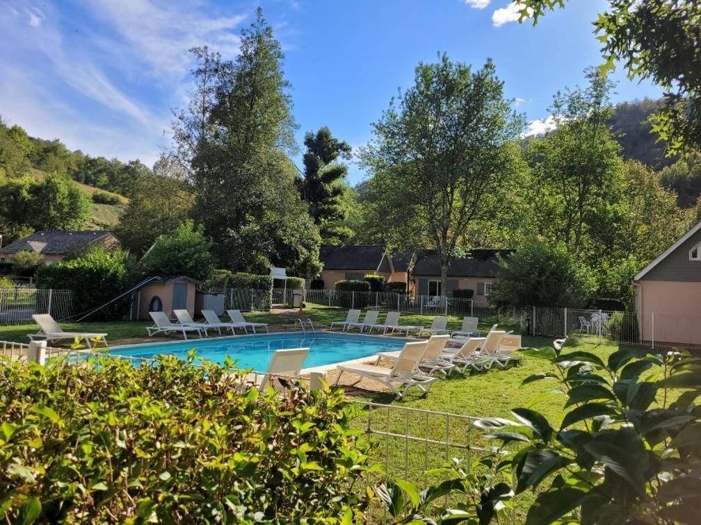 Village 17 Gites, Piscine, Restaurant , 2 Avec Spa, 3km De * Conques